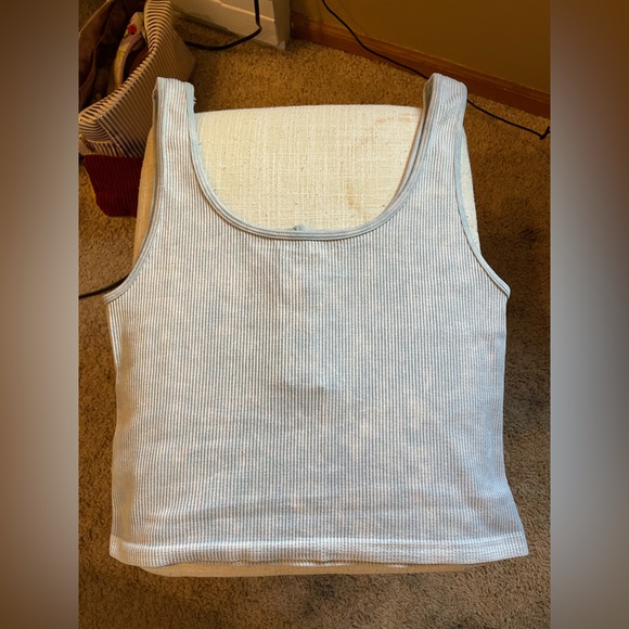Aeropostale Seamless Tank Top - Picture 4 of 5